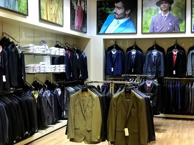 The Raymond shop